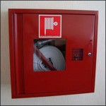 Шкаф пожарный со стеклом красный ТОИР-М Шкаф ПК-310В (красный) (правый)
